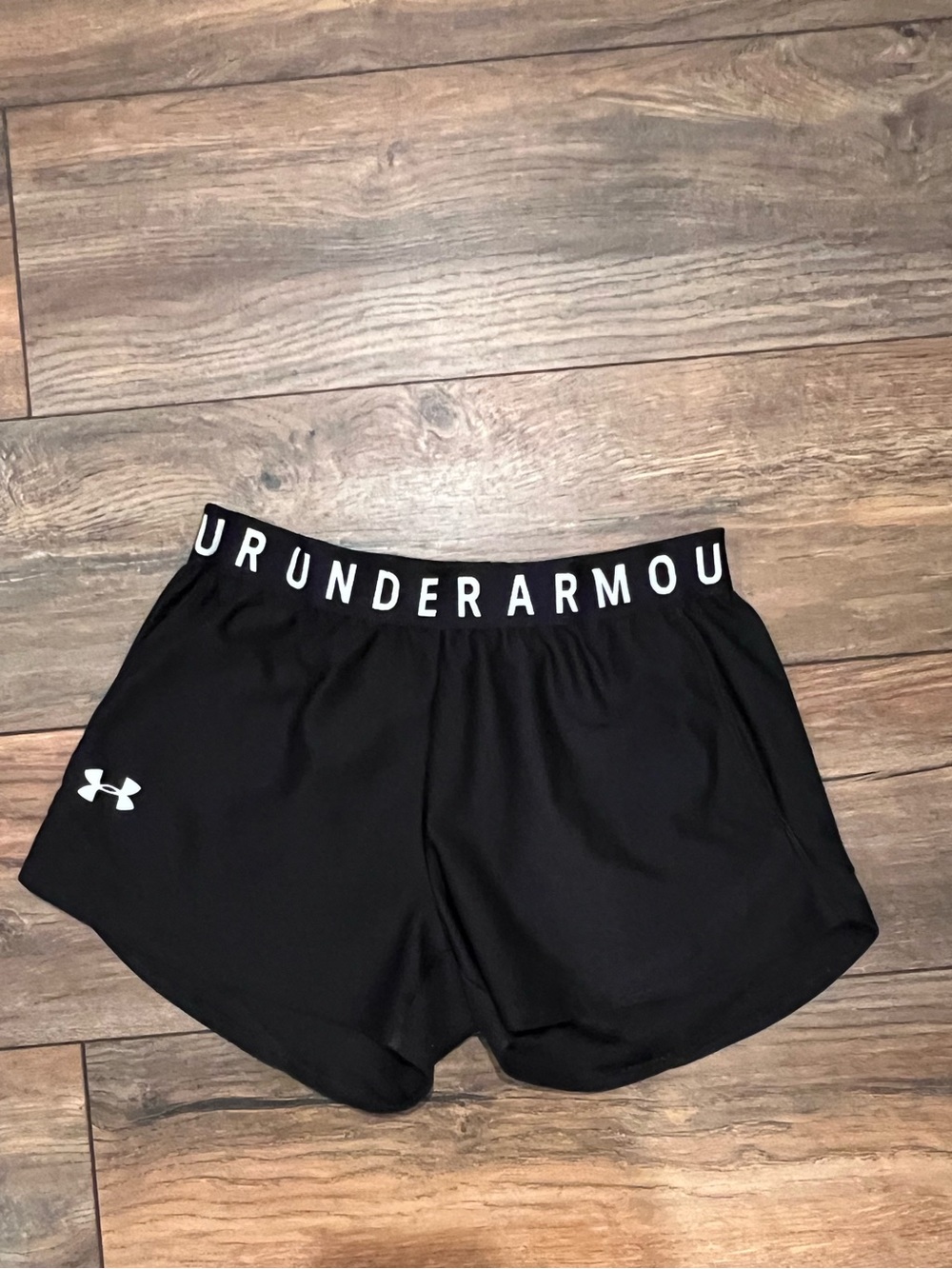 Women’s Under Armour Shorts XS